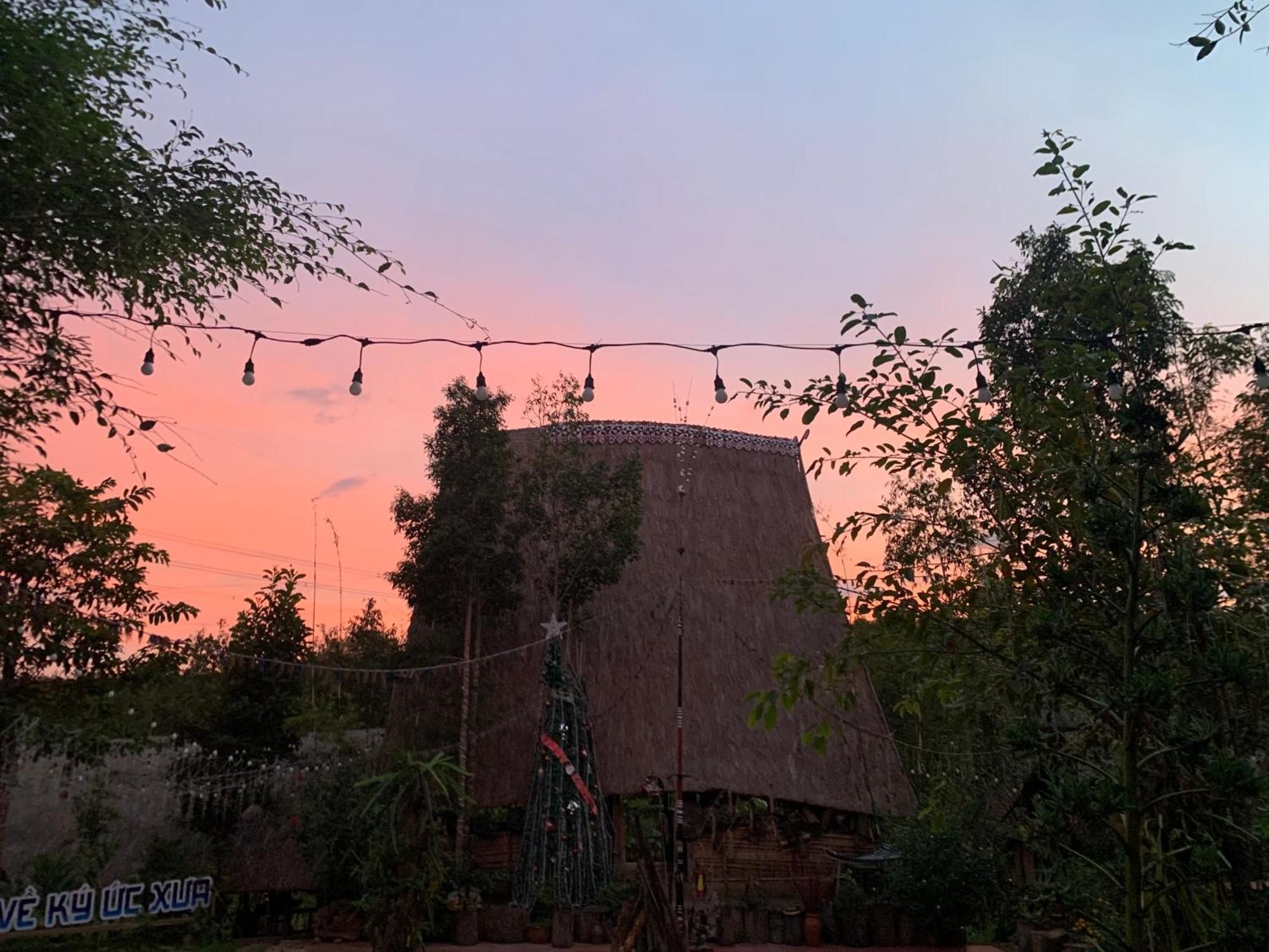 Khu Du Lich Sinh Thai, Nghi Duong Homestay Hoang Anh - Kon Xom Luh Kon Tum Exterior foto